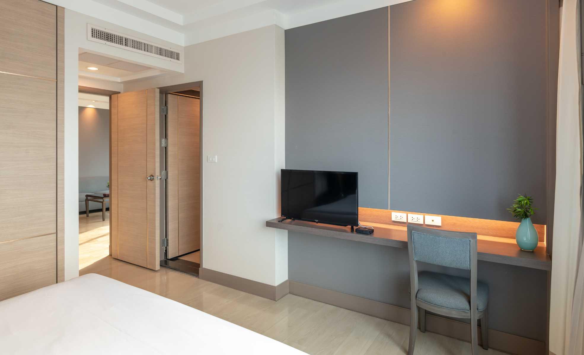 None  Jasmine City Hotel Bangkok