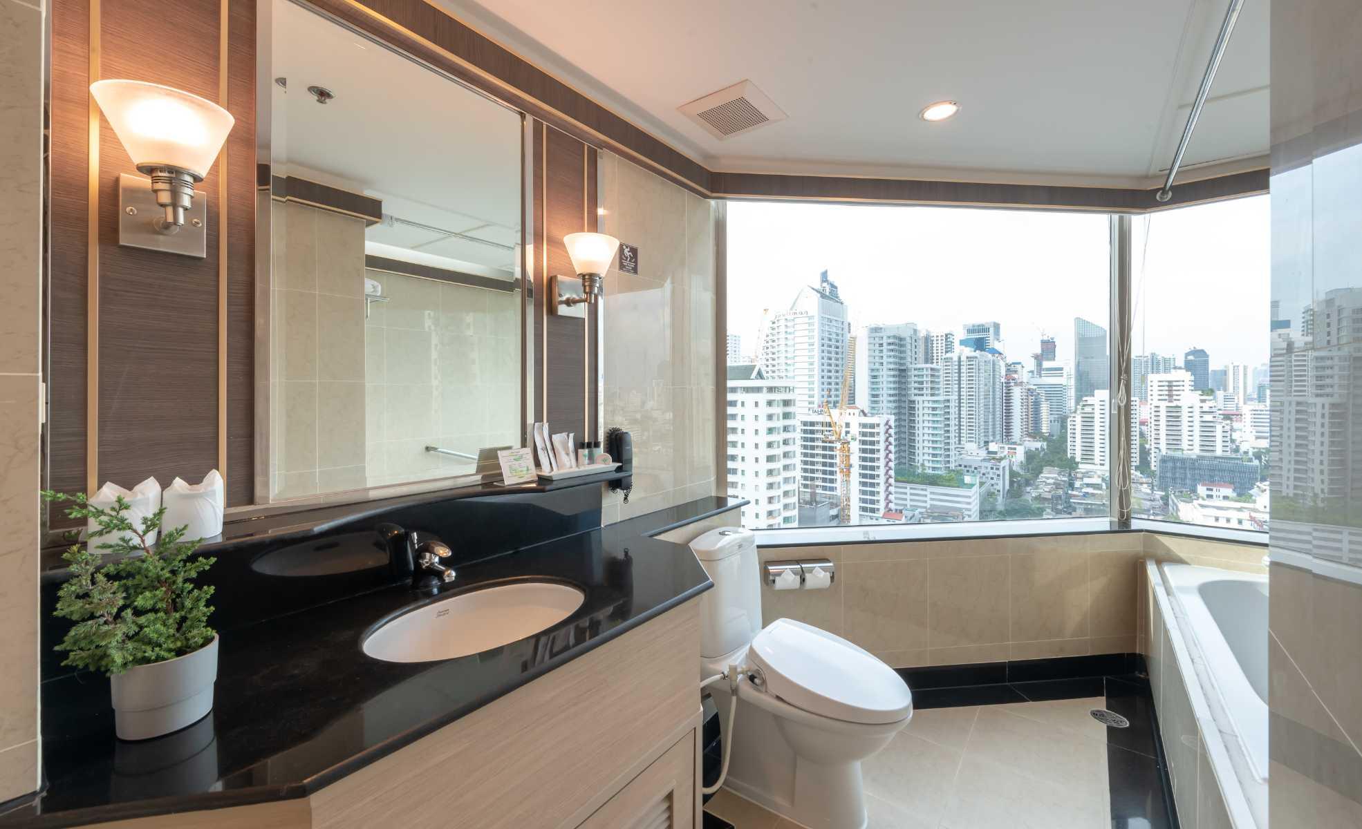 None  Jasmine City Hotel Bangkok